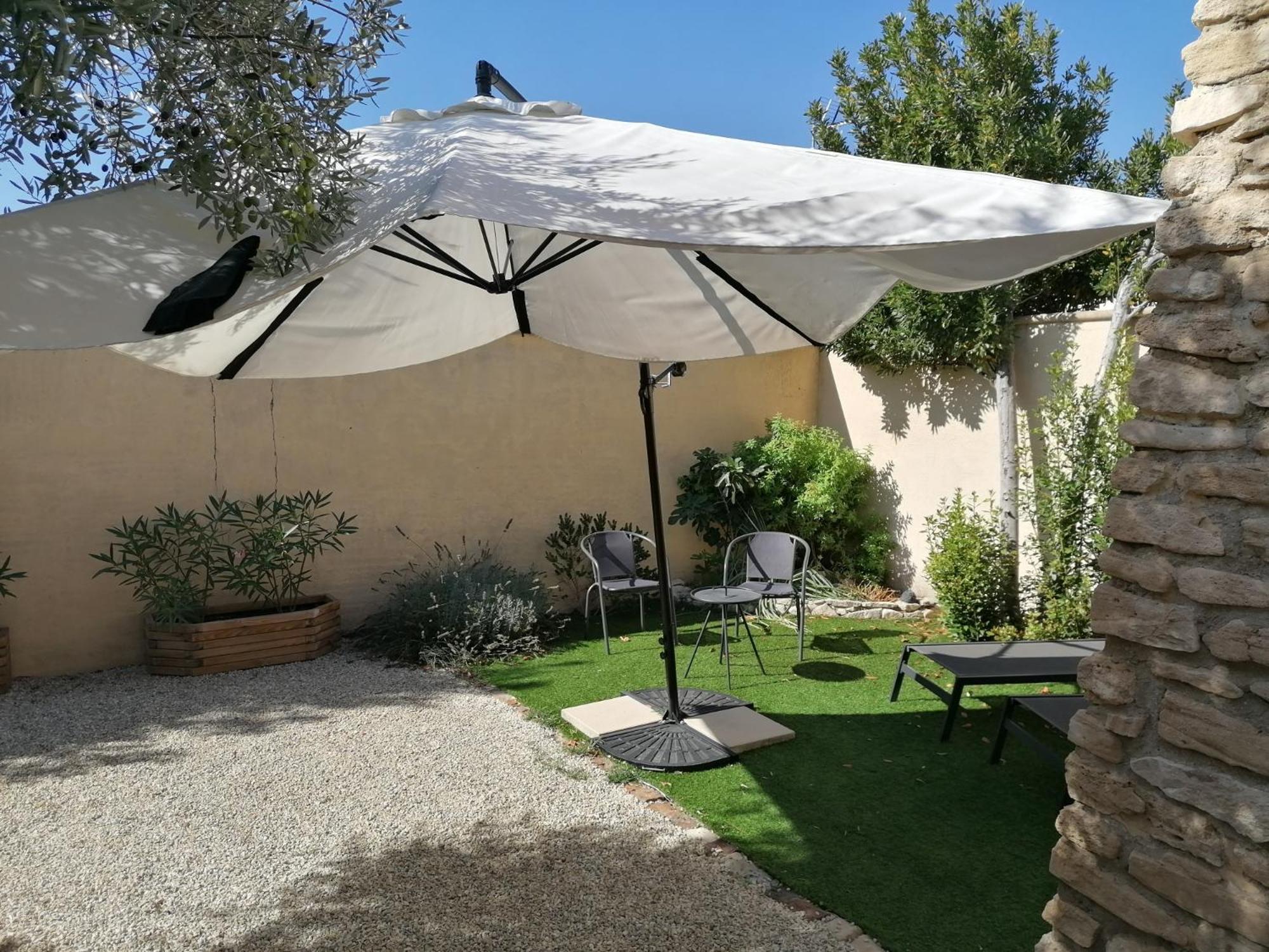 Apartamento A L'Ombre De L'Olivier LʼIsle-sur-la-Sorgue Exterior foto